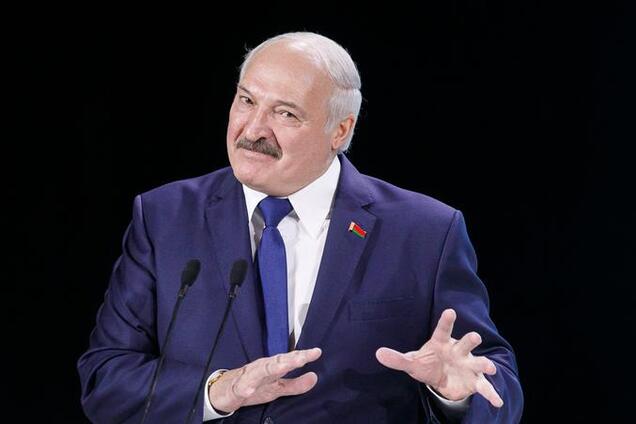У Лукашенка значно впав рейтинг перед виборами: ЗМІ дізналися справжню цифру