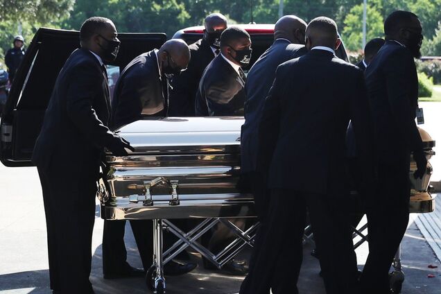 Церемония прощания с Флойдом