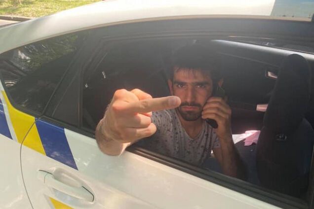 В Одессе ВАЗ сбил на переходе 4 детей: водитель угрожал копам и родителям