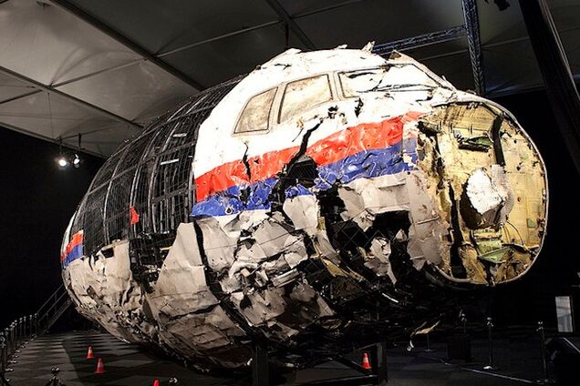 У тілах екіпажу MH17 знайшли осколки російської ракети "Бук"