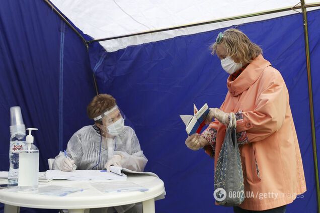 В Крыму голосуют против пожизненного Путина