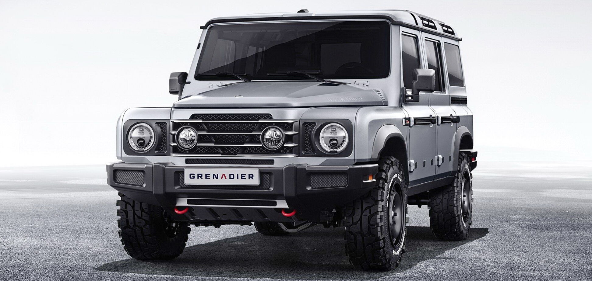 Спадкоємця класичного Defender показали у всій красі