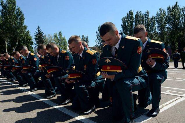 В Донецке провели первый выпуск курсантов бандформирования