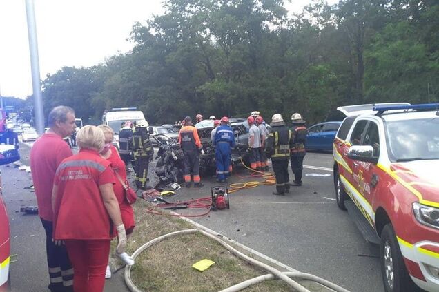 Скільки ще потрібно трагедій, щоб влада звернула увагу на війну на дорогах?