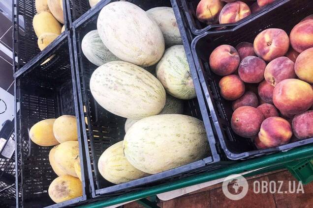 Купівля овочів і фруктів у Дніпрі може бути небезпечна: експерт назвала причини