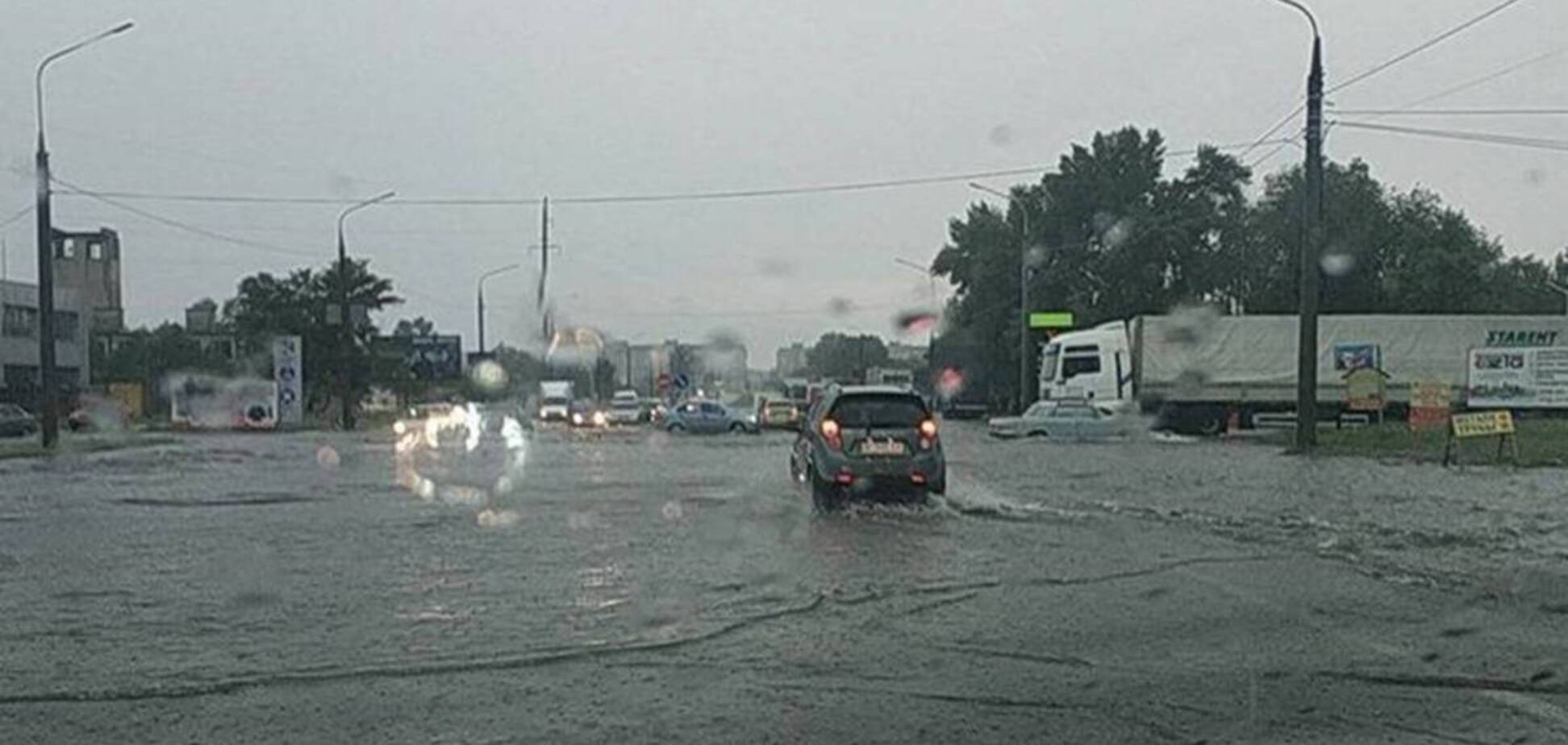Ливень затопил Запорожье и Харьков