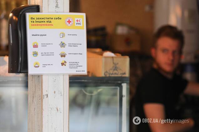 В столице работа кафе и ресторанов ограничена до 23:00