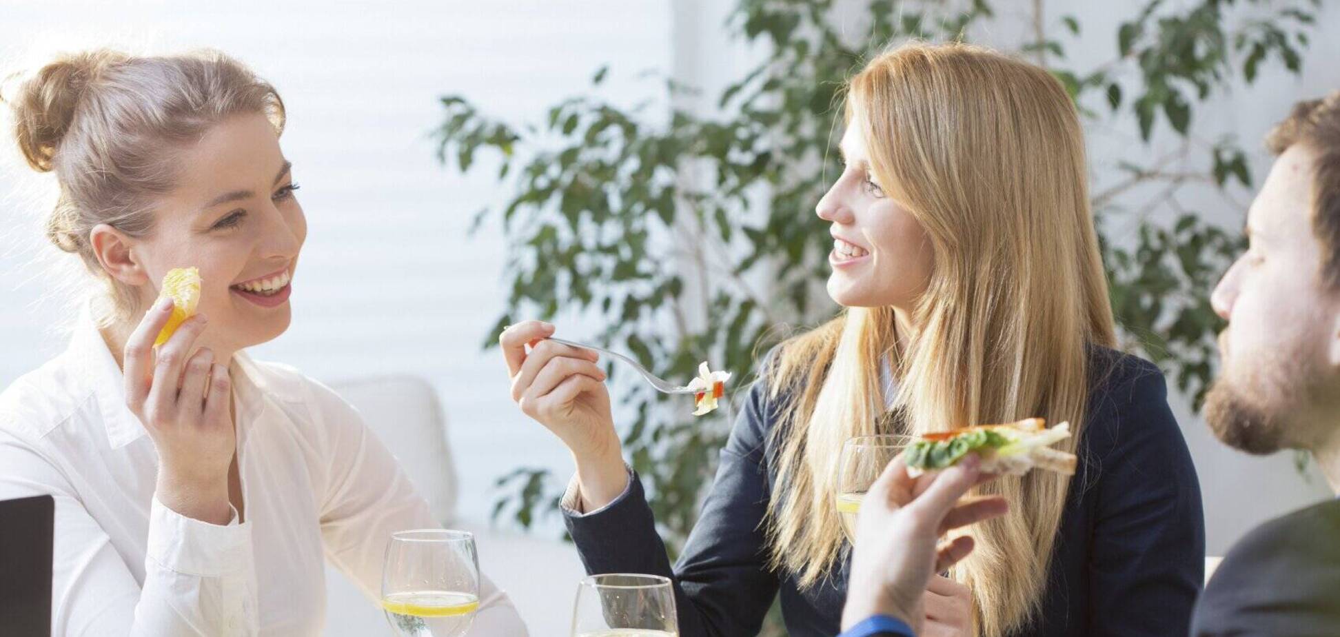 Названа опасная диета для офисных работников