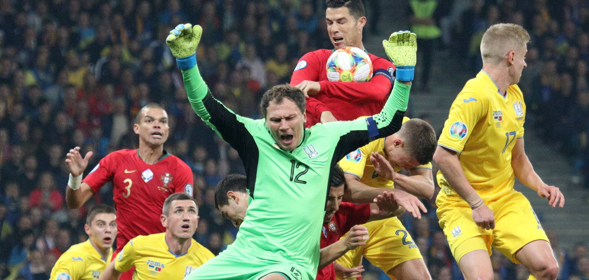 Андрей Пятов