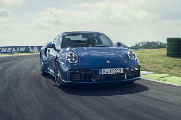 Porsche представив до ювілею 911 Turbo нового покоління