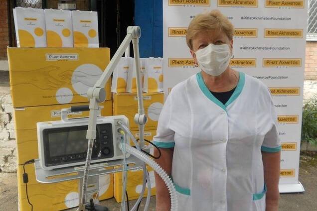 ДТЕК та Фонд Ріната Ахметова передали 38 апаратів ШВЛ регіональним лікарням