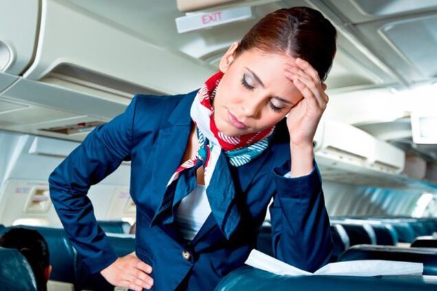 Стюардеси назвали наймерзенніші звички пасажирів