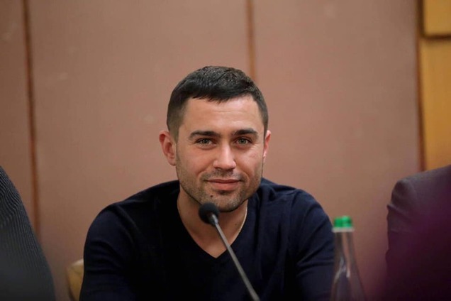 Орест Саламаха заснув під час засідання ВР