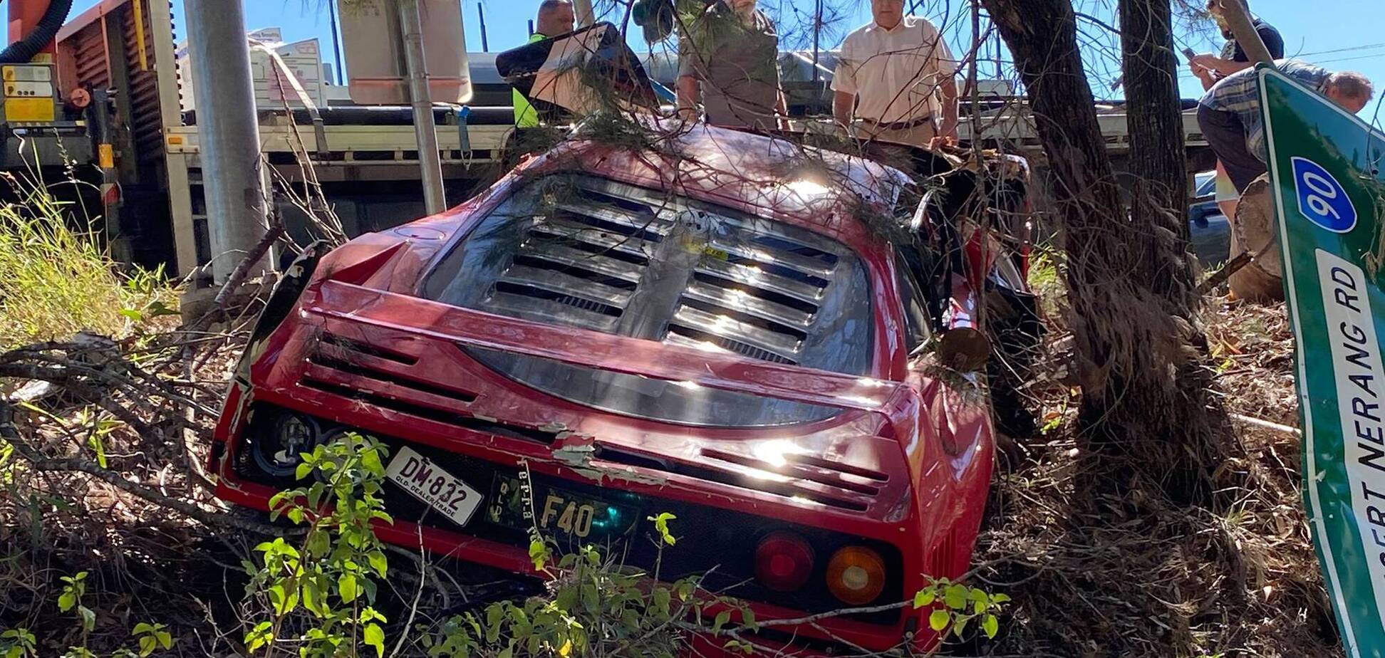 Старую Ferrari F40 разбили во время пробной поездки. Фото: topgir.com.ua