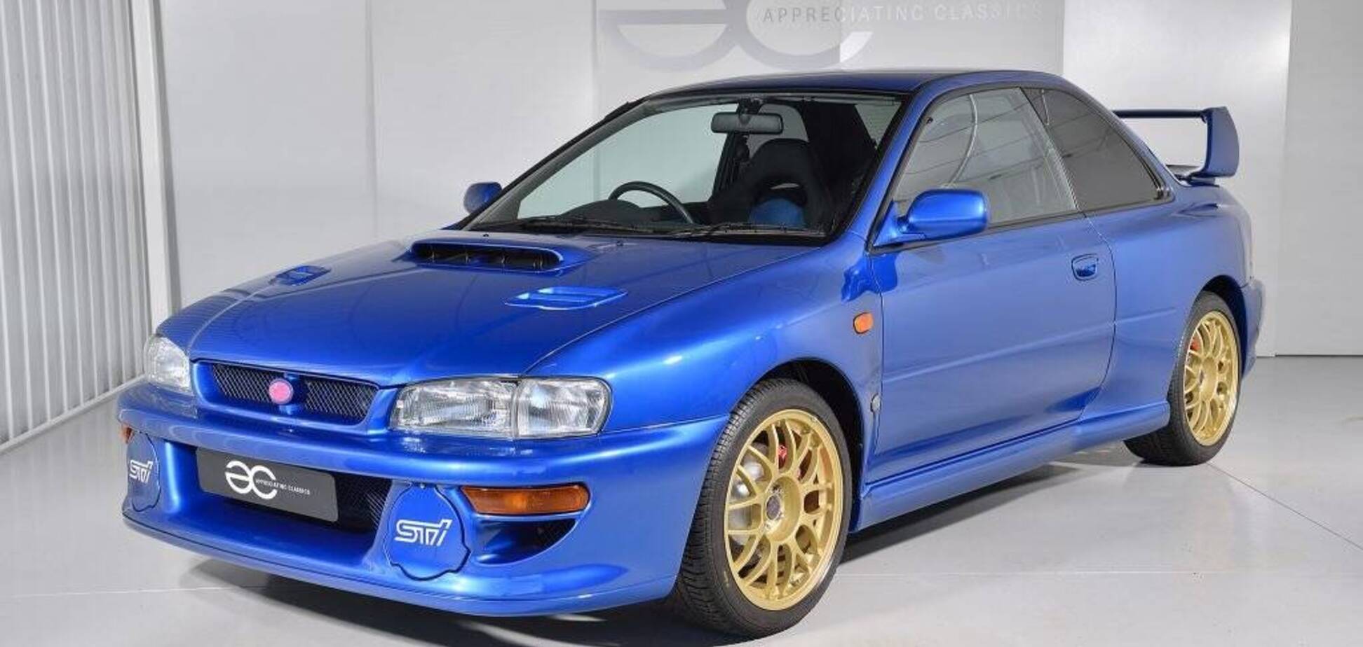 Знамениту Subaru Impreza 22B STi продають в ідеальному стані. Фото: appreciating-classics.com