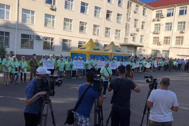 Представники 'Семок' вимагають звільнити прокурора Рубана через рейдерство та зловживання