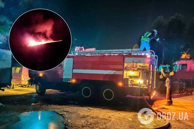 Площадь пожара около 200 кв. м