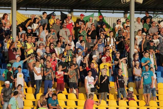 На матчи плей-офф УПЛ за Лигу Европы пустят болельщиков