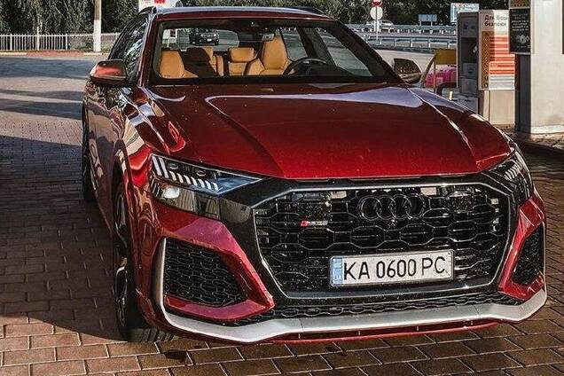 Новейший кроссовер Audi RS Q8 уже в Украине. Фото: instagram.com/drive.luxury