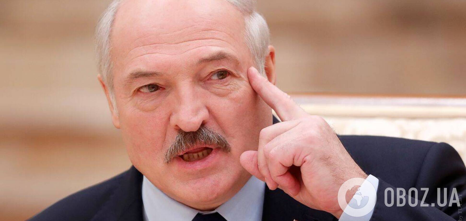 Александр Лукашенко потребовал реагировать на критику в СМИ