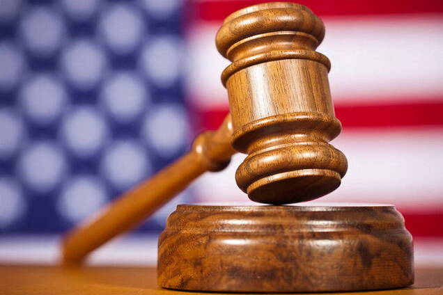 Tesla обвинила Rivian во всех смертных грехах