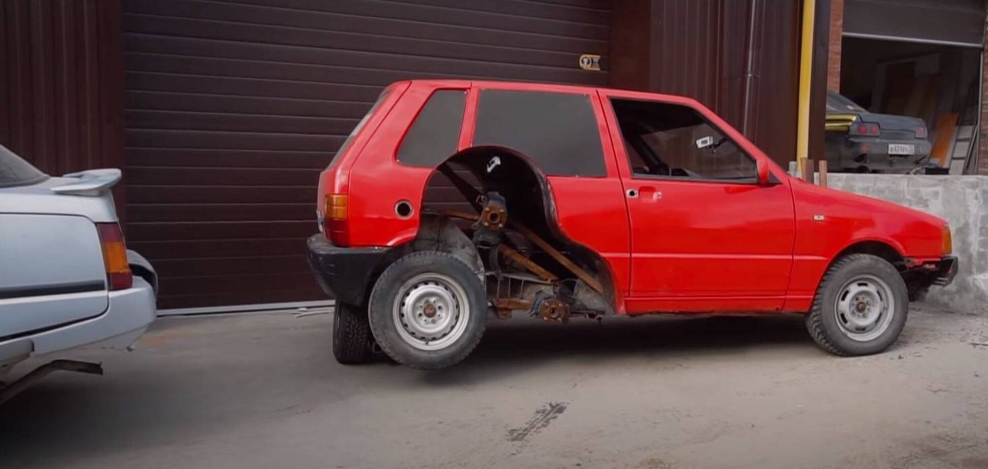 Пятое колесо в автомобиле существенно упрощает процесс парковки