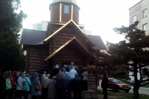 Архиепископ Климент получил постановление 'крымского суда' о сносе храма ПЦУ в Евпатории