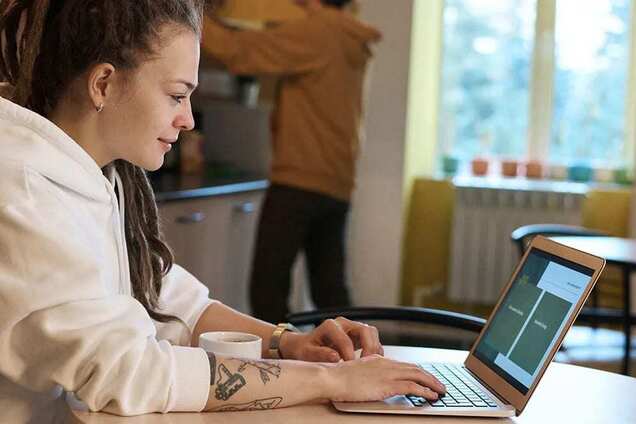 Робота з дому