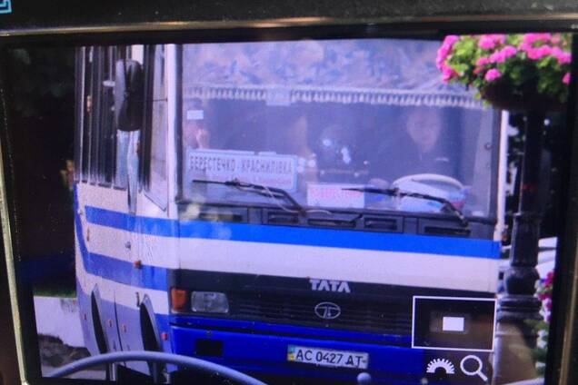 Заложница рассказала, что пока не может сесть в транспорт