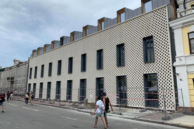 Подол уродуют не современные здания, а заброшенные бомжатники