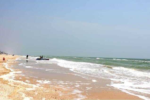 На українському курорті поліцейський загинув, рятуючи дітей