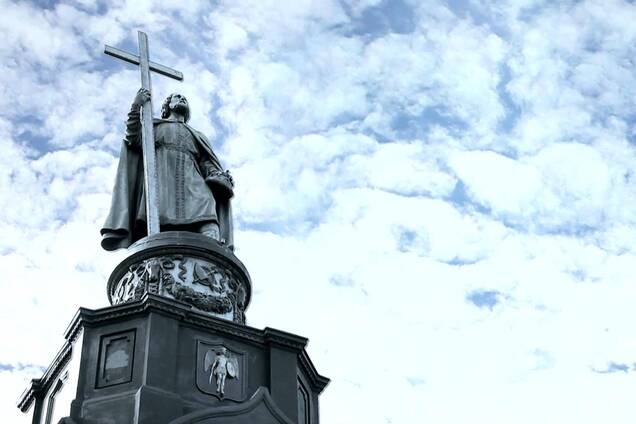 Цей день важливий для всіх українців незалежно від віри, – Порошенко про річницю Хрещення Русі