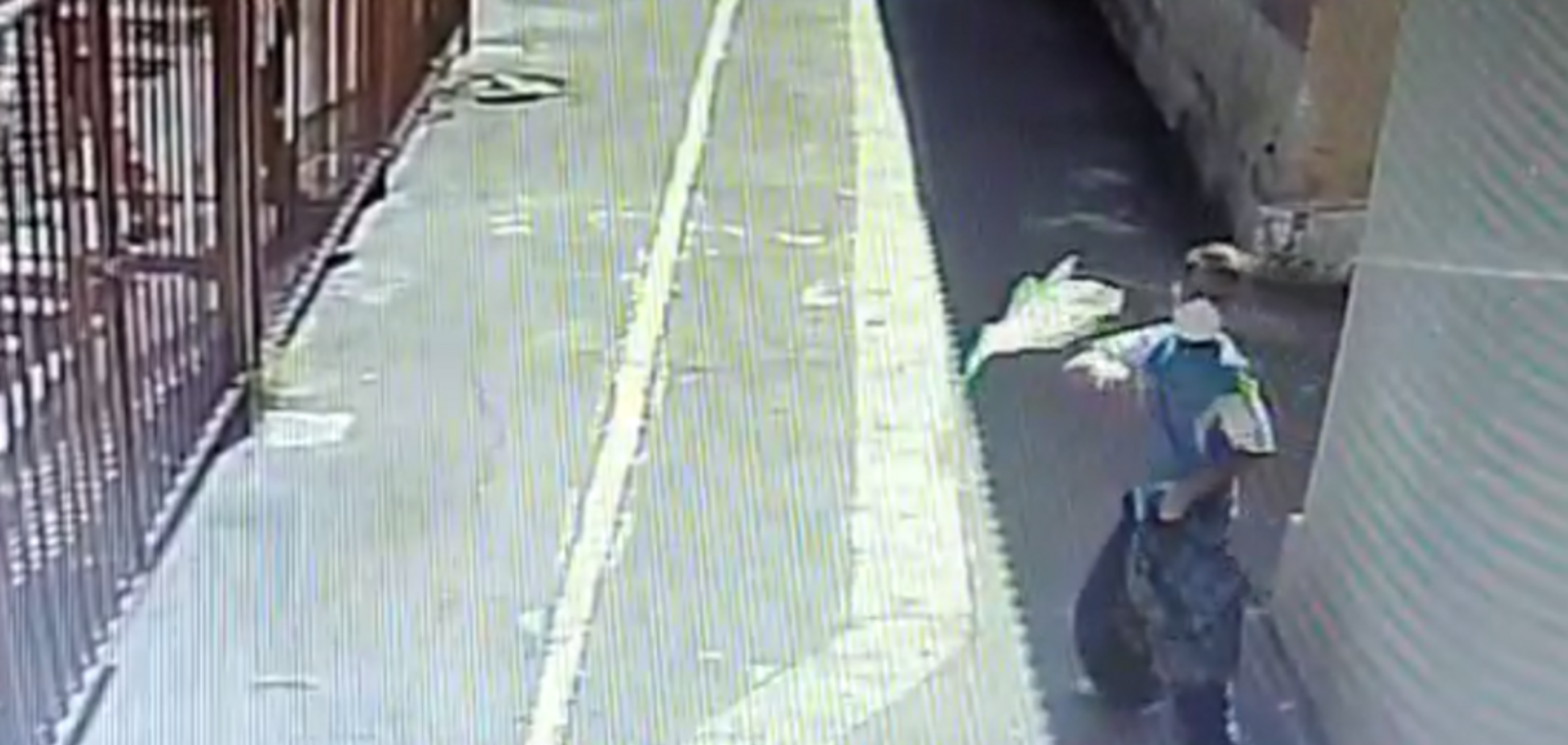 В Мариуполе на синагогу напал мужчина с топором