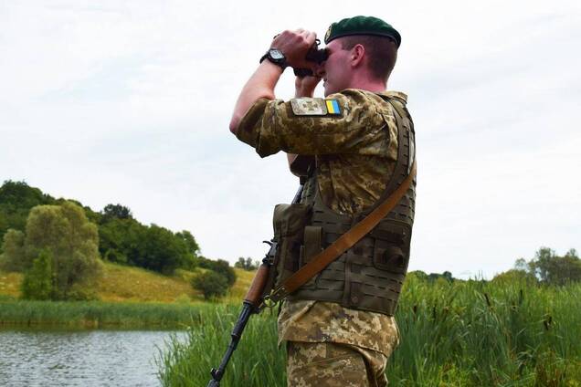 На кордоні з РФ затримали росіянина, який попросив притулок в Україні