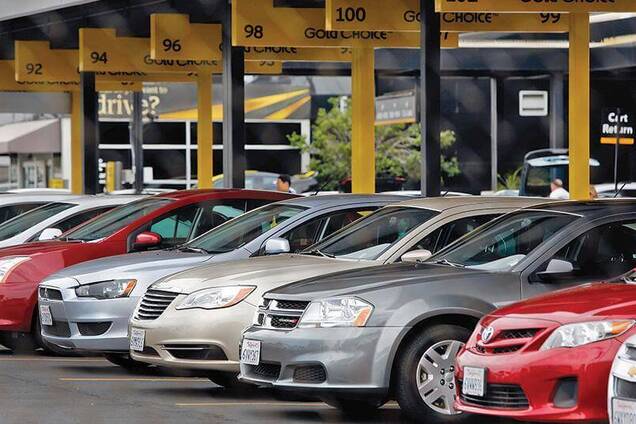 Поток недорогих и не битых авто из США может хлынуть в Украину до конца года
