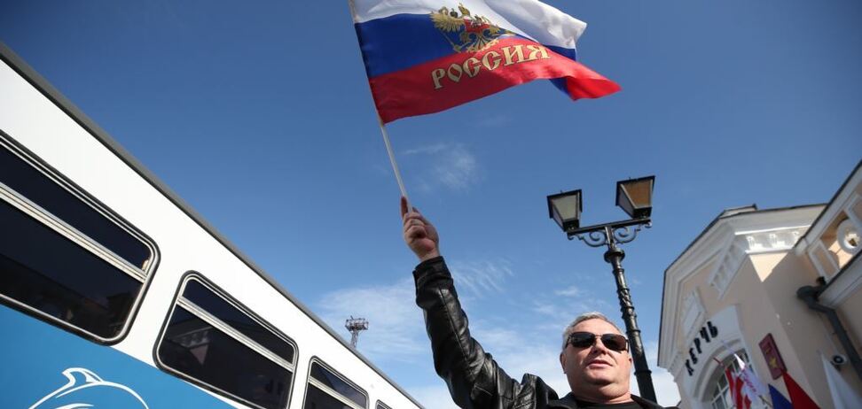 Новости Крымнаша. Теперь мы здесь живем! Да через десять лет здесь ни одного из вас не останется!
