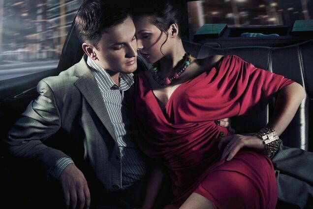 Секс в автомобілі: що варто знати та які пози найзручніші