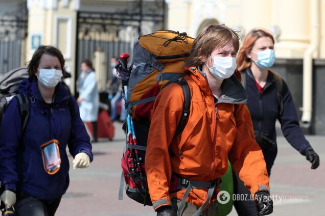 В Европе все чаще обнаруживают коронавирус у молодежи