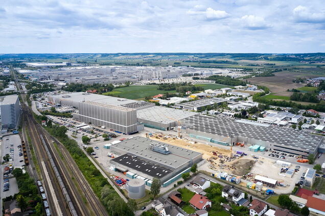 Даешь 500000! BMW готовится к наступлению на рынок электромобилей