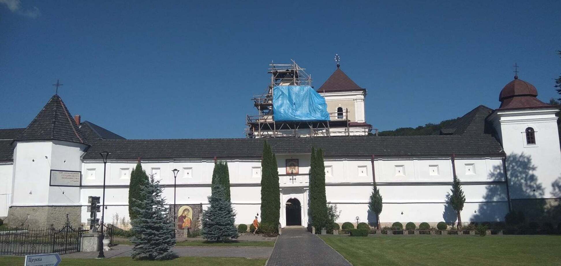 Святоуспенську лавру на Львівщині закрили на карантин через спалах COVID-19