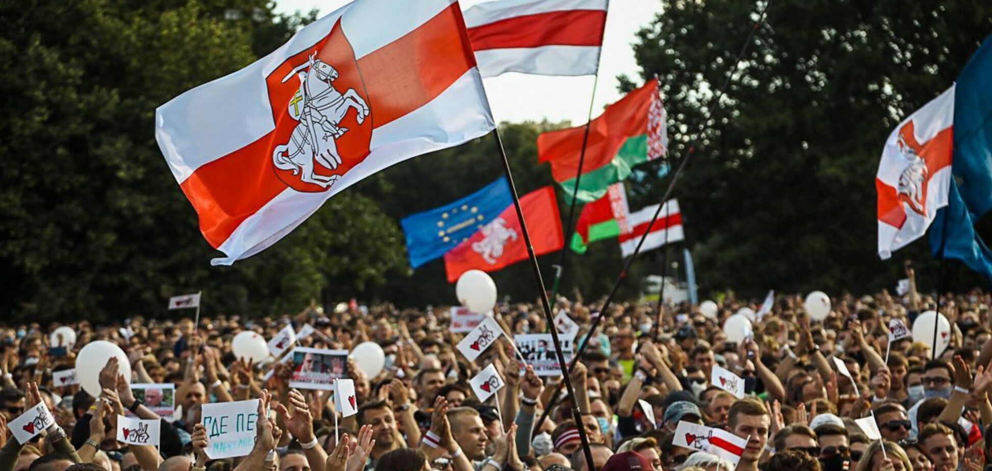 Митинг в Минске собрал более 60 тысяч человек