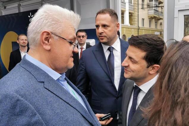 Сергій Сивохо вважає, що оточення Володимира Зеленського все більше його затуляє
