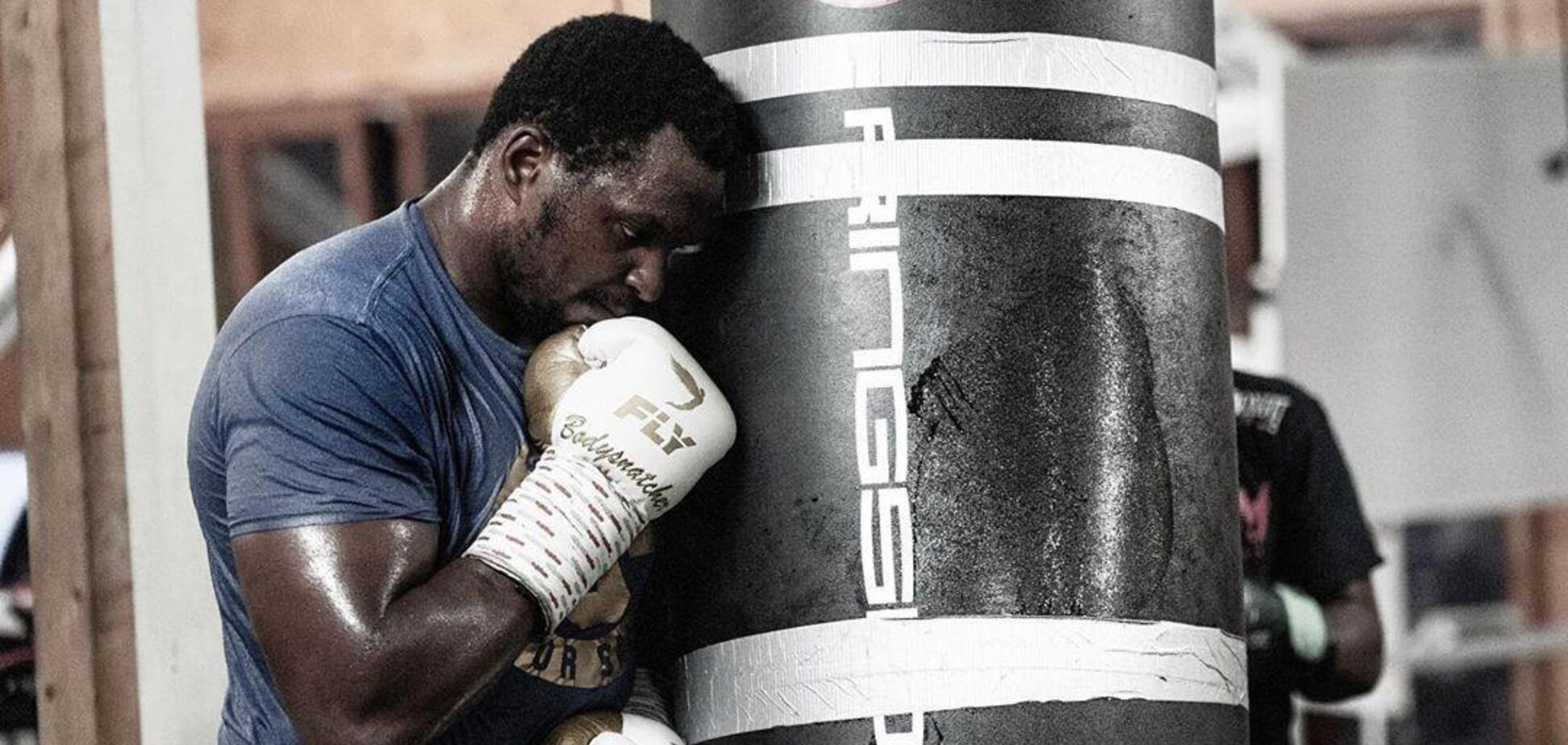 Ділліан Уайт веде підготовку до бою з Олександром Повєткіним