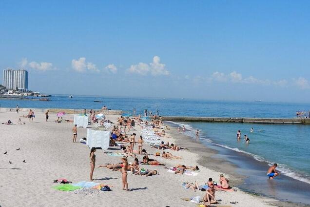 На всех пляжах Одессы обнаружили кишечную палочку