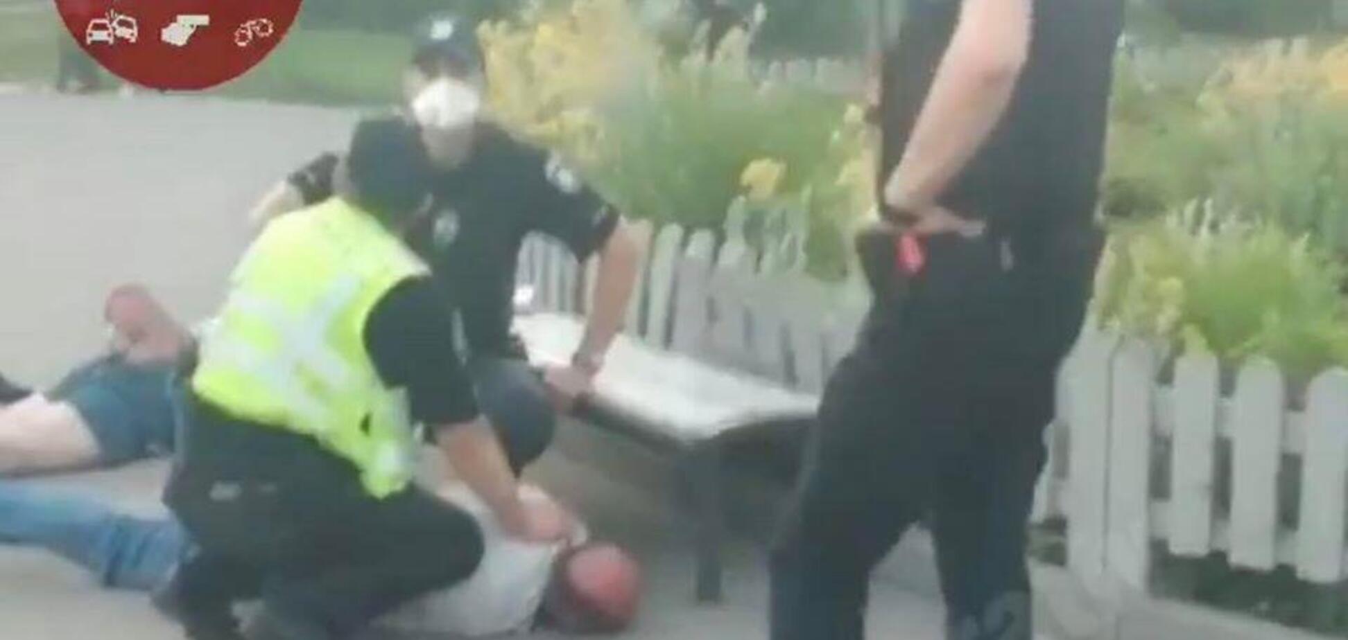 У центрі Києва відкрили стрілянину