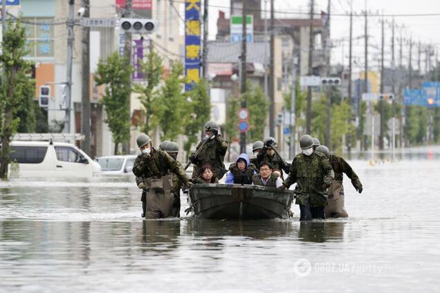 В Японії масштабна повінь вбила 52 особи: фото стихії