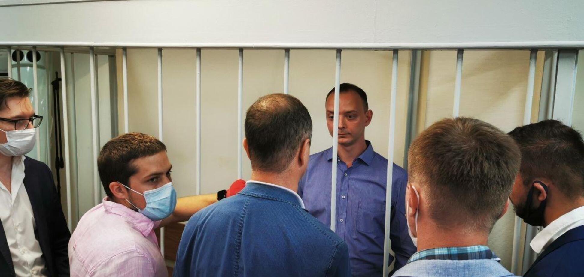 Суд арестовал Ивана Сафронова на 2 месяца