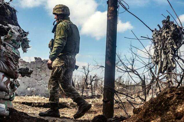 На Донбассе ранены трое бойцов ВСУ