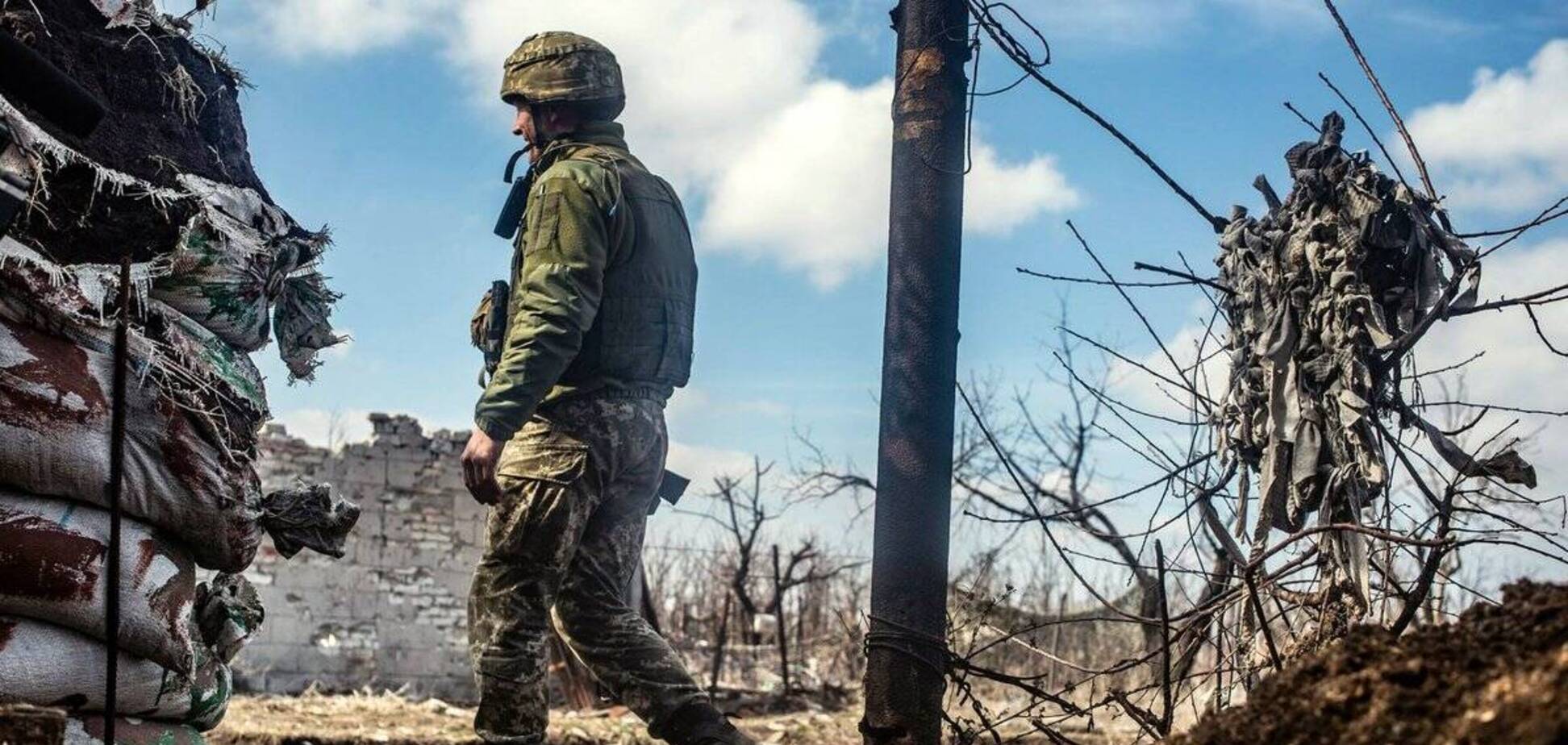 На Донбасі поранені троє бійців ЗСУ