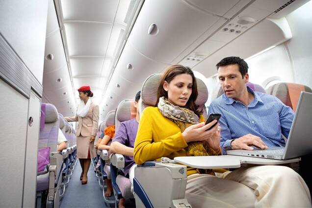 Пасажири літака (фото: Naked Science)